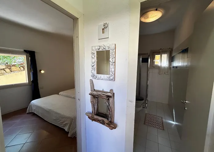 Casa Oleandro Comoda E Vicino Al Centro Vakantiehuis Costa Paradiso