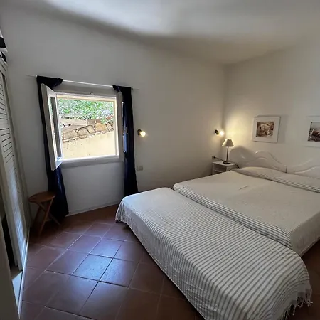 Casa Oleandro Comoda E Vicino Al Centro Vakantiehuis Costa Paradiso
